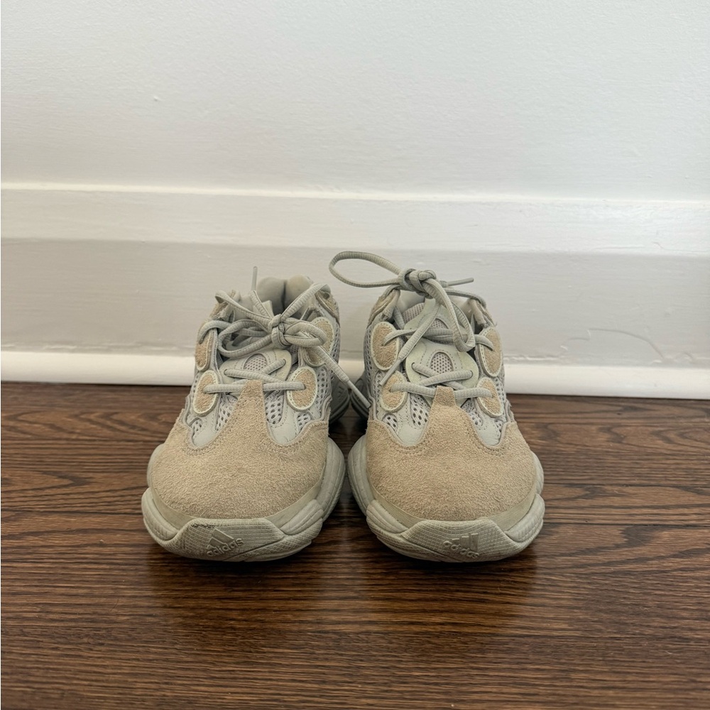 Yeezy Sneakers - Picture 3 of 5